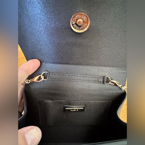 NWOT Aldo Black bag- compact Beaded handle - Picture 4 of 8